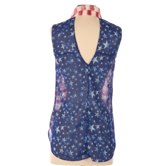 Jessica Simpson Patriotic Sleeveless Blouse - Picture 2 of 4